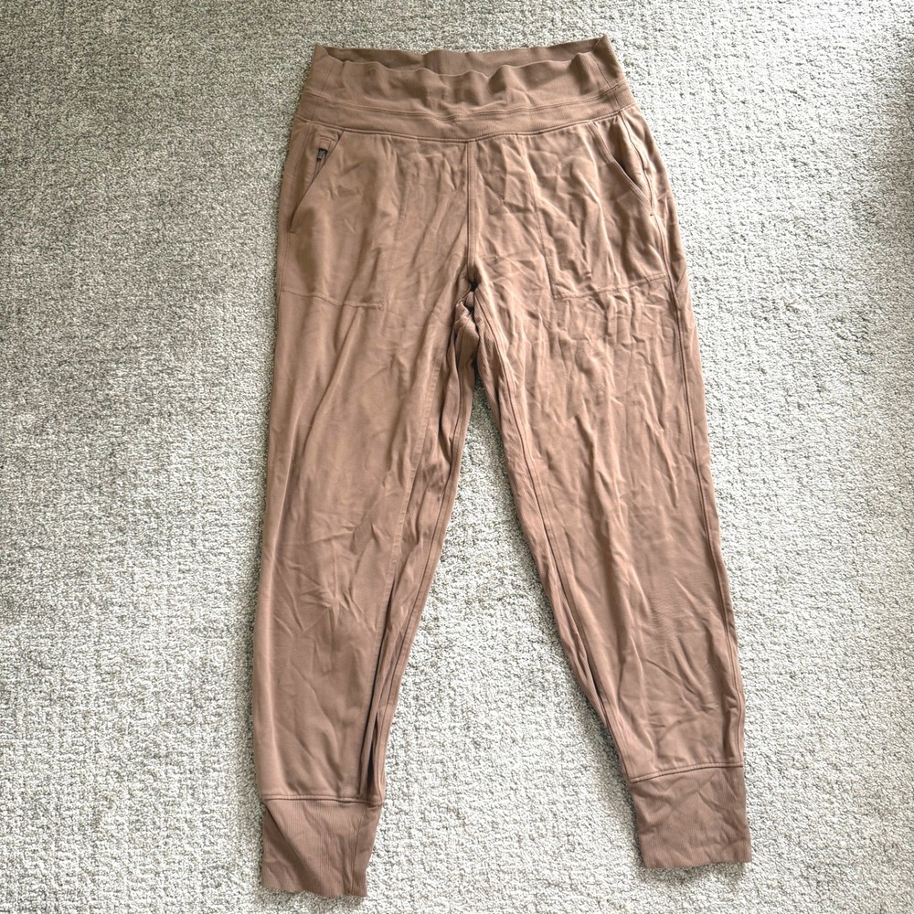 Athleta Venice Jogger Taupe Athleisure Medium Gorpcore Neutral Comfort Lounge